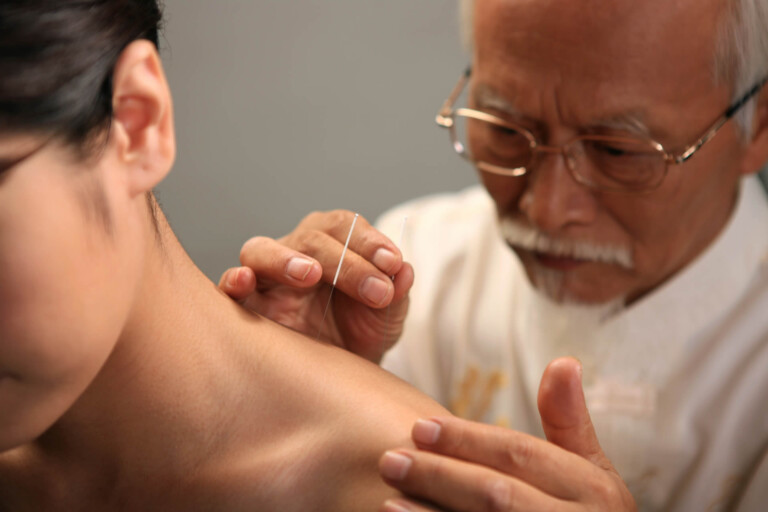 Colaboración entre Mandarin Centers Institute y la Escuela Superior de Medicina Tradicional China