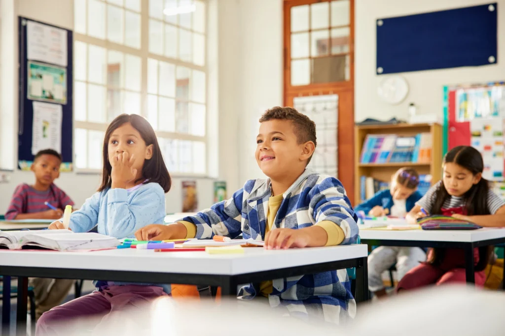 Ni&ntilde;os
